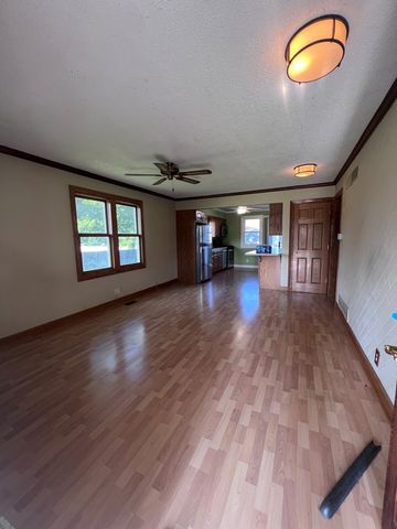 1127 HOWELL Place, Aurora, IL 60505
