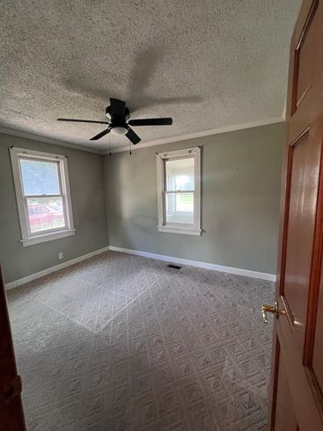 1127 HOWELL Place, Aurora, IL 60505