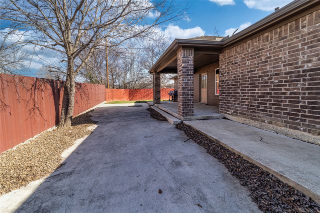 14001 Cimarron Drive, Balch Springs, TX 75180