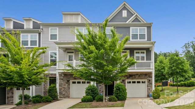 10406 Glenmere Creek Circle, Charlotte, NC 28262