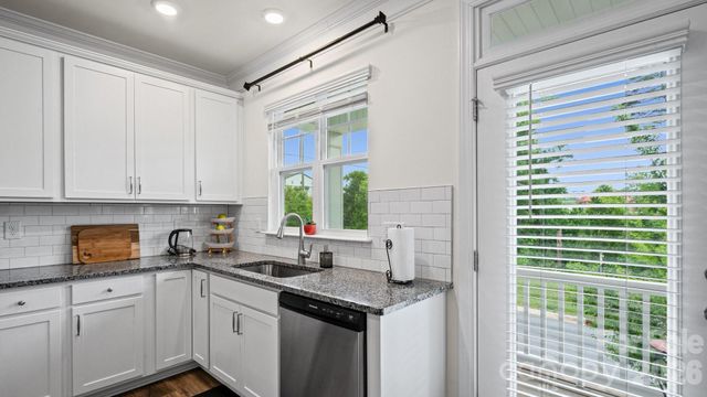 10406 Glenmere Creek Circle, Charlotte, NC 28262