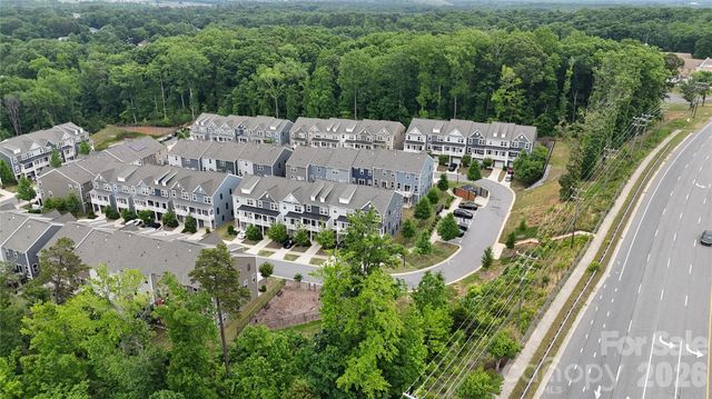 10406 Glenmere Creek Circle, Charlotte, NC 28262
