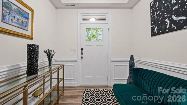 10406 Glenmere Creek Circle, Charlotte, NC 28262