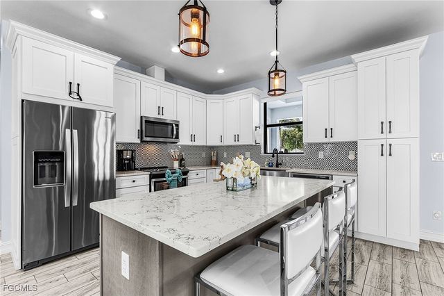 1720 SW 19th PL, Cape Coral, FL 33991