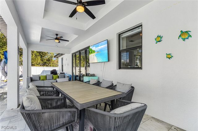 1720 SW 19th PL, Cape Coral, FL 33991