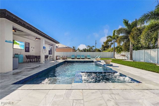 1720 SW 19th PL, Cape Coral, FL 33991