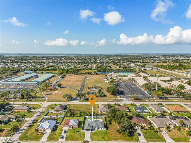 1720 SW 19th PL, Cape Coral, FL 33991