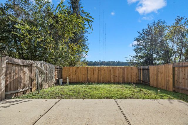 2911 Hackamore Hollow Lane, Houston, TX 77014