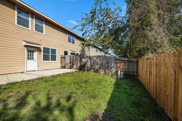 2911 Hackamore Hollow Lane, Houston, TX 77014