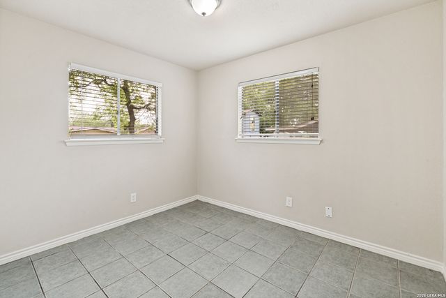 4807 Guadalajara Dr, San Antonio, TX 78233