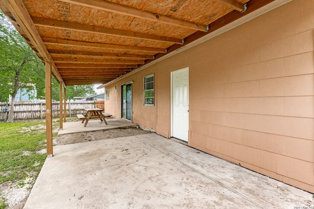 4807 Guadalajara Dr, San Antonio, TX 78233