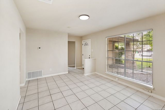 4807 Guadalajara Dr, San Antonio, TX 78233