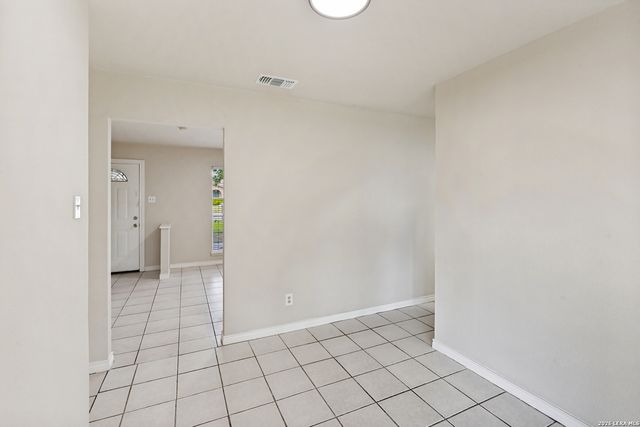 4807 Guadalajara Dr, San Antonio, TX 78233