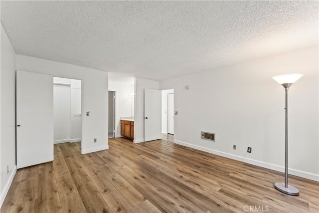 15000 Halldale Avenue 101, Gardena, CA 90247