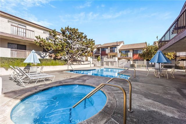 15000 Halldale Avenue 101, Gardena, CA 90247