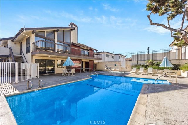 15000 Halldale Avenue 101, Gardena, CA 90247