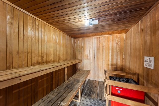 15000 Halldale Avenue 101, Gardena, CA 90247