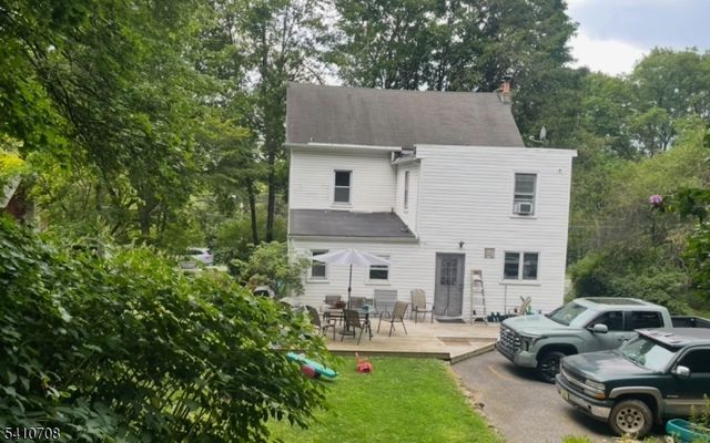 782 Uniontown Rd, Lopatcong Twp., NJ 08865