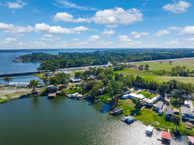 21903 Boles Road, Frankston, TX 75763