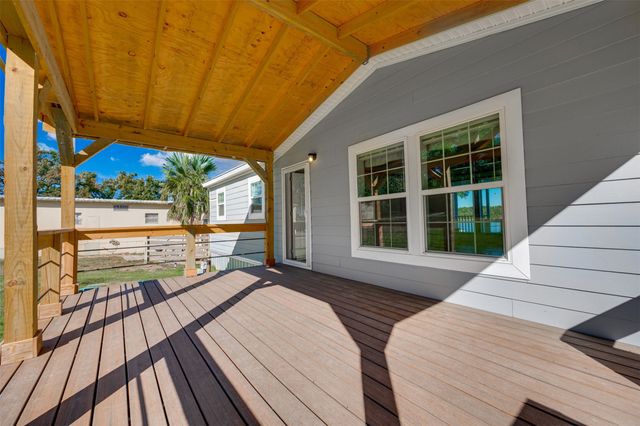 21903 Boles Road, Frankston, TX 75763