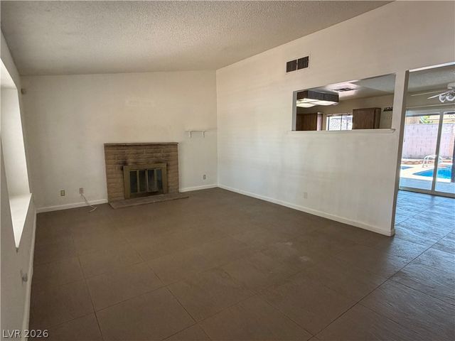 6371 West Viking Road, Las Vegas, NV 89103