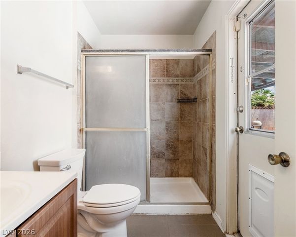 6371 West Viking Road, Las Vegas, NV 89103