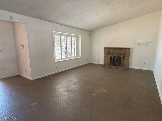 6371 West Viking Road, Las Vegas, NV 89103
