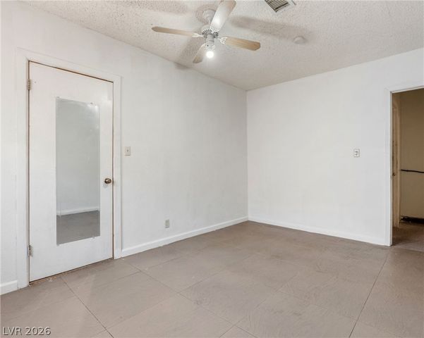 6371 West Viking Road, Las Vegas, NV 89103