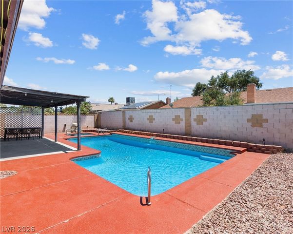6371 West Viking Road, Las Vegas, NV 89103