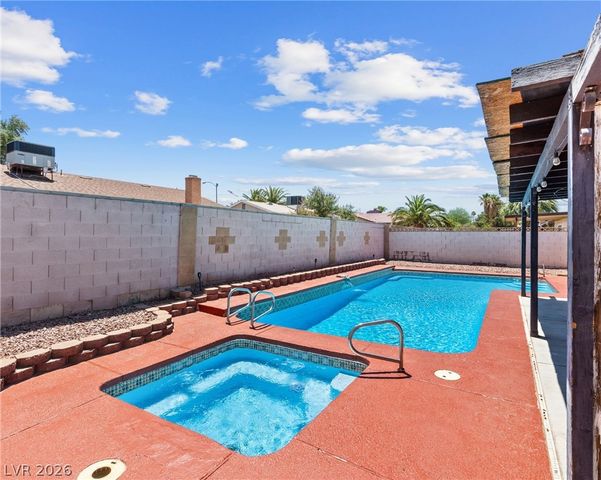 6371 West Viking Road, Las Vegas, NV 89103