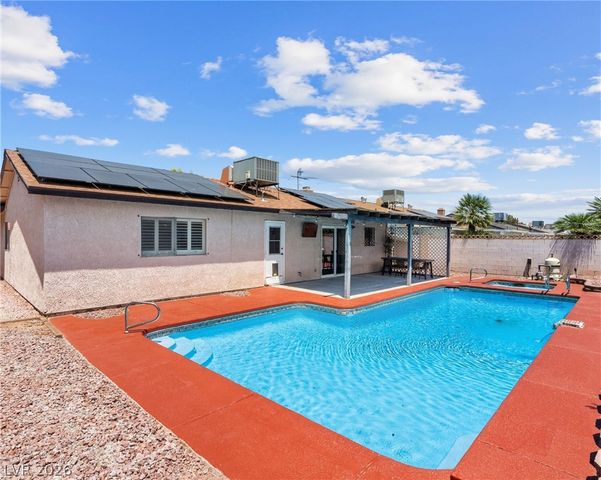 6371 West Viking Road, Las Vegas, NV 89103