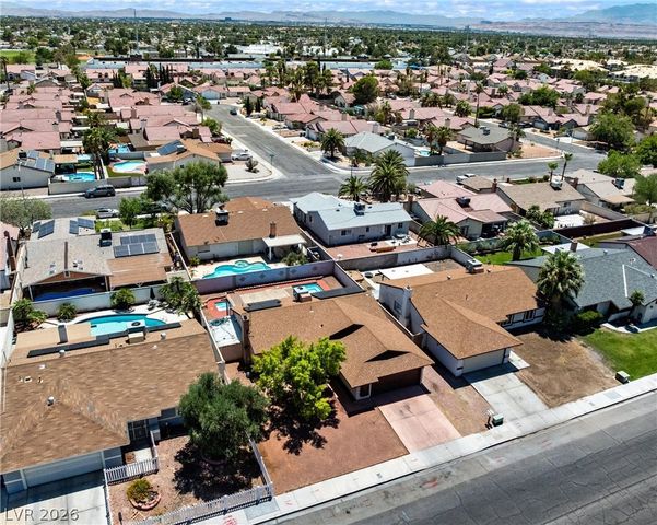 6371 West Viking Road, Las Vegas, NV 89103