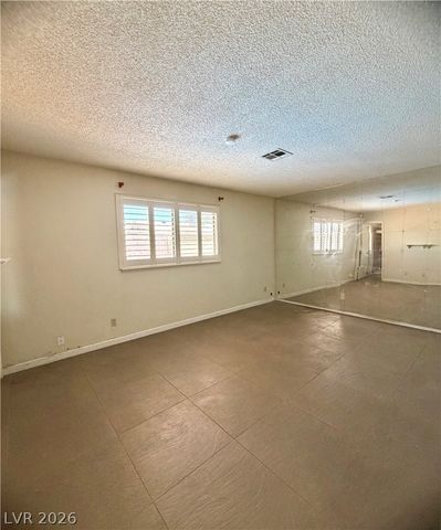 6371 West Viking Road, Las Vegas, NV 89103
