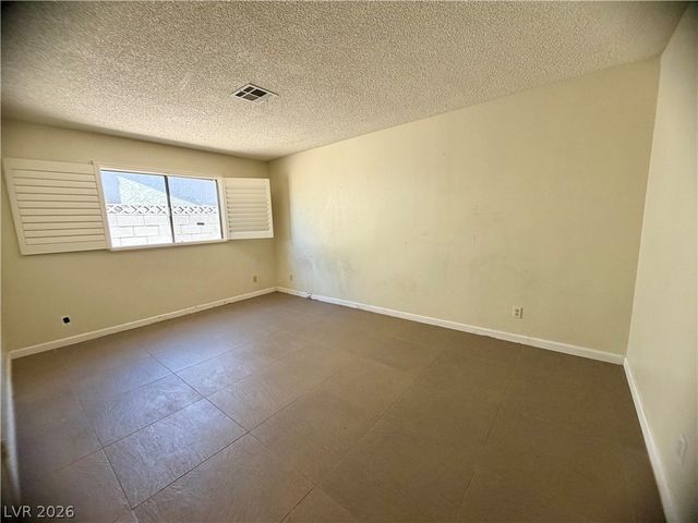 6371 West Viking Road, Las Vegas, NV 89103