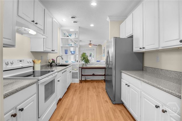 800 Wayne Street, Darien, GA 31305