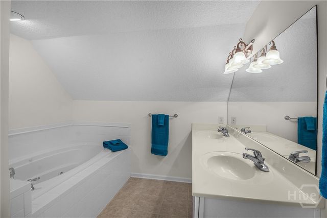 800 Wayne Street, Darien, GA 31305