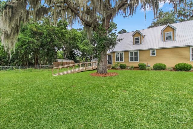 800 Wayne Street, Darien, GA 31305