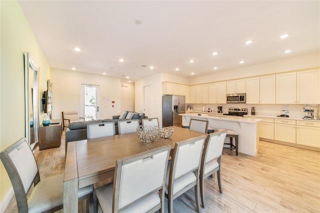 8009 SURF STREET, Kissimmee, FL 34747