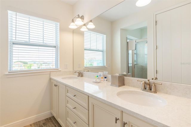 8009 SURF STREET, Kissimmee, FL 34747