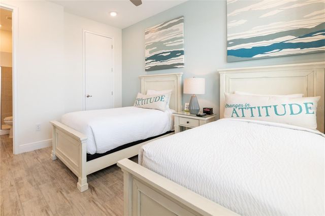 8009 SURF STREET, Kissimmee, FL 34747