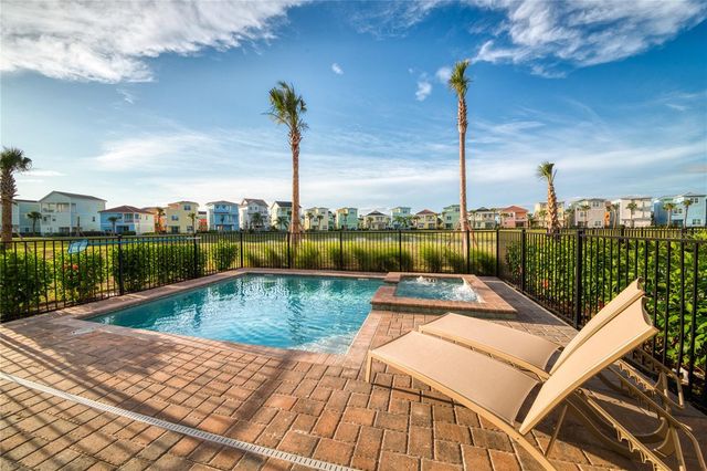 8009 SURF STREET, Kissimmee, FL 34747