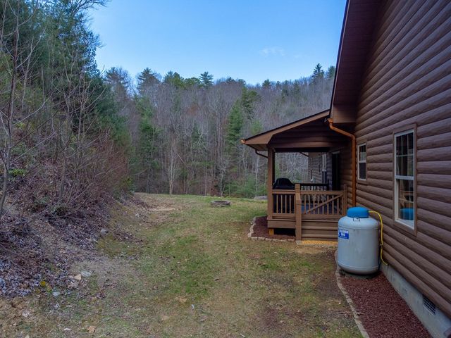 1960 Atoah Road, Robbinsville, NC 28771
