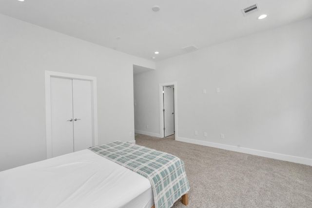 3360 Pinemont Drive, Houston, TX 77018