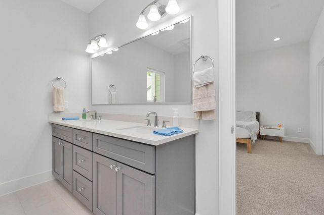 3360 Pinemont Drive, Houston, TX 77018