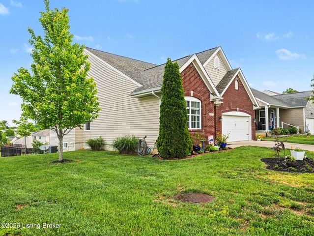16501 Rockcrest View Ln, Louisville, KY 40245