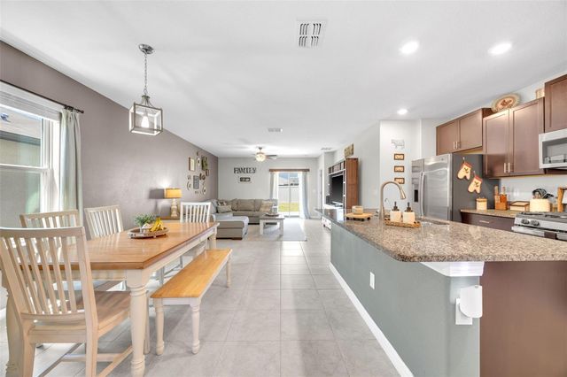 9434 LEMON DROP LOOP, Sun City Center, FL 33573