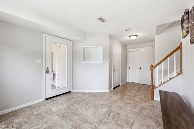 3031 Silverview Drive, Silver Lake, OH 44224
