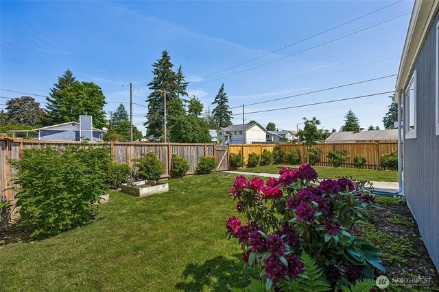 1702 S 94th Street, Tacoma, WA 98444