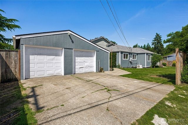 1702 S 94th Street, Tacoma, WA 98444
