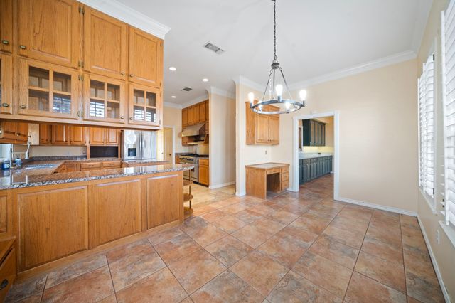 316 Hcr 3123 W, Hillsboro, TX 76645